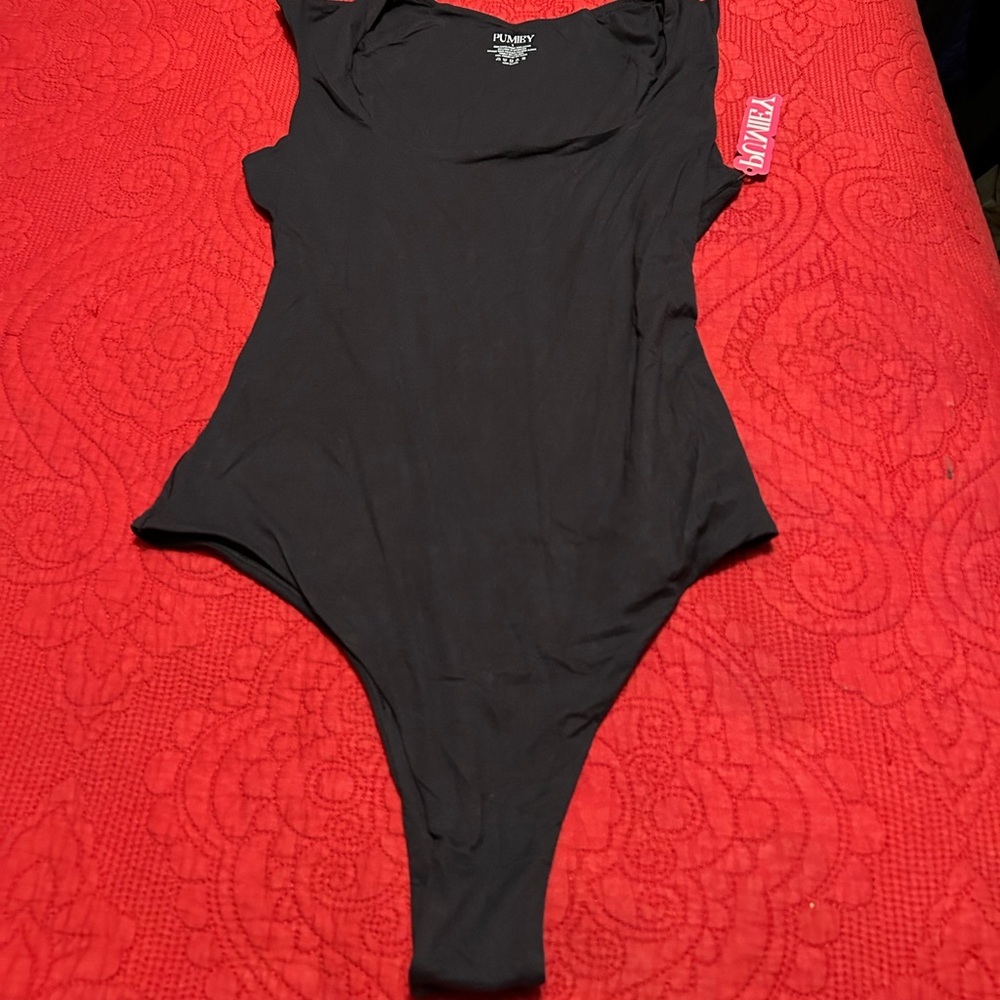 🐝 NWT Bodysuit